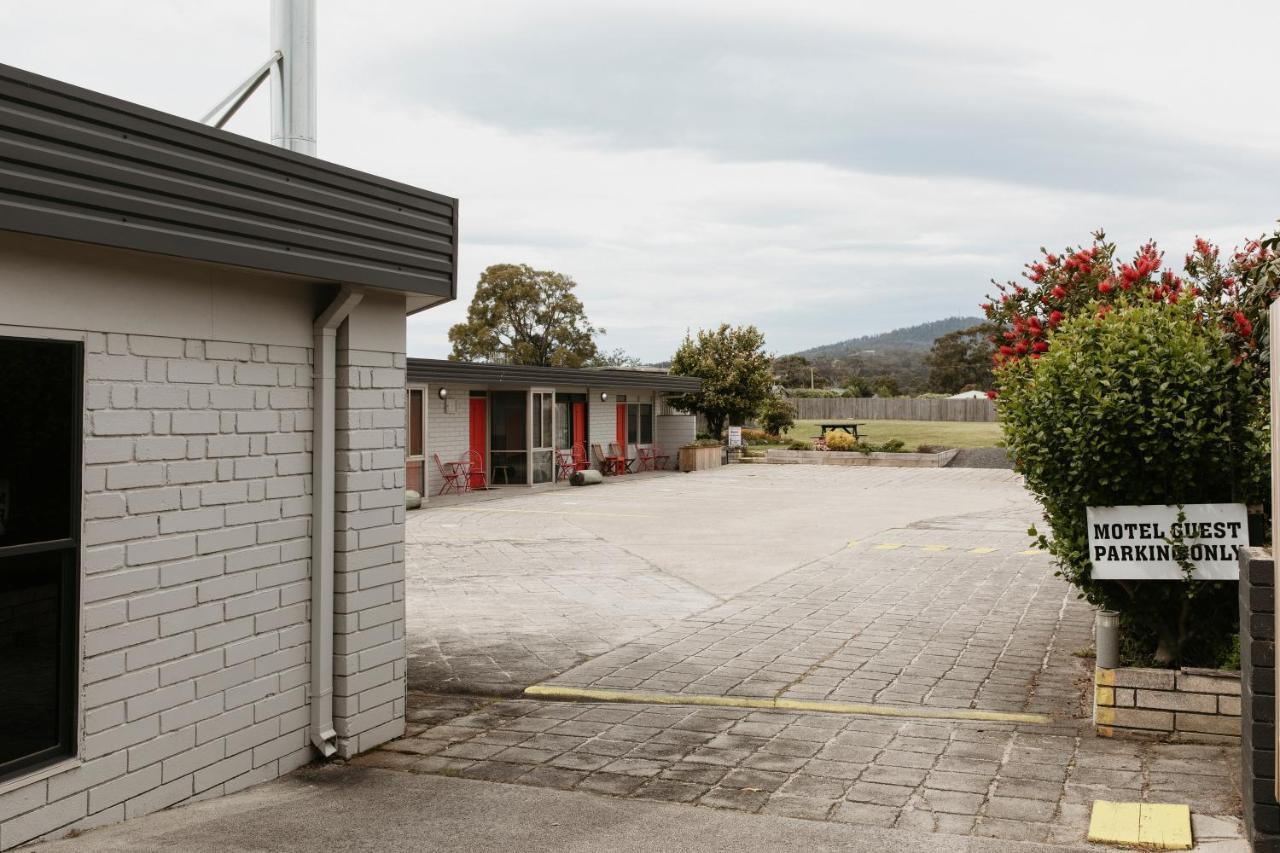 Anchor Wheel Motel St. Helens Exterior photo